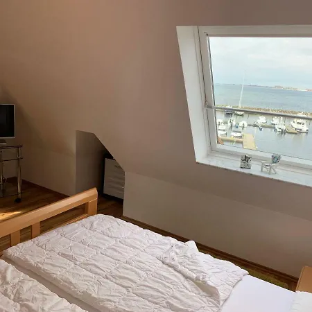 Apartmán Traumhafte Ferienwohnung In 1a Lage Mit Sensationellem Meerblick Wiek auf Rügen